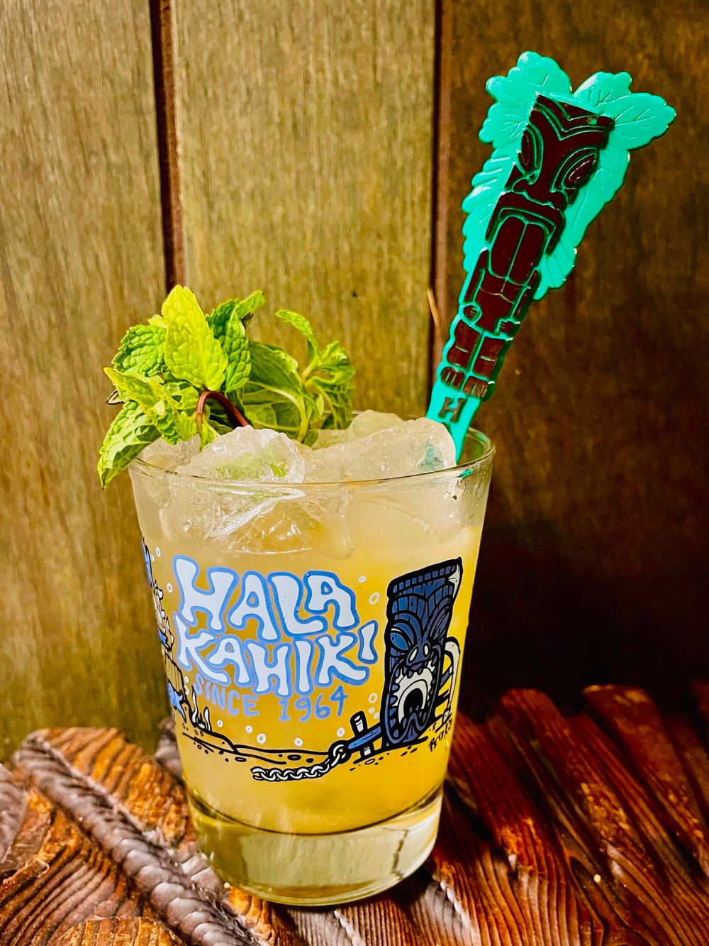 HALA KAHIKI "The Collector" 15 oz Octopus Mai Tai Glass