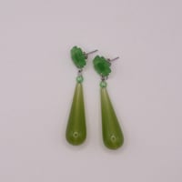 Image 1 of Green Daisy Earrings 