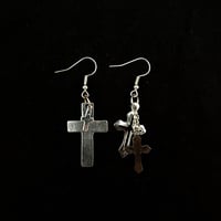Image 1 of Layered Cross