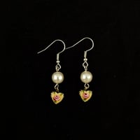 Delicate Hearts