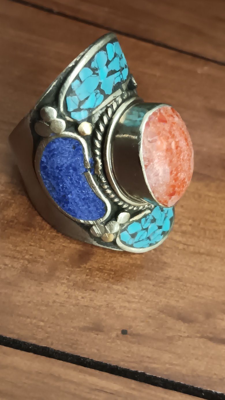 Image of TIBETAN SILVER RING WITH CENTER RED CORAL 