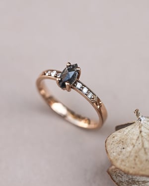 Image of *SALE - was £2550* 18ct rose gold dark grey marquise cut diamond ring (IOW202)