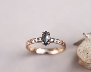 Image of *SALE - was £2550* 18ct rose gold dark grey marquise cut diamond ring (IOW202)