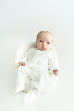 Image of Older newborn Session (5-12 weeks)