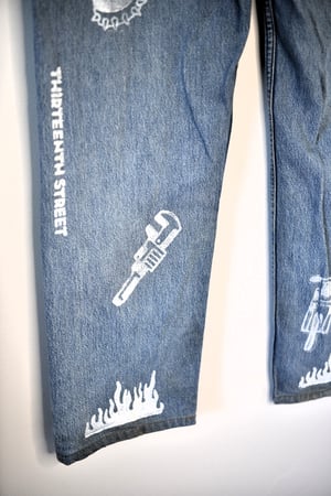 13ST - LEVI'S 504 DENIM JEANS