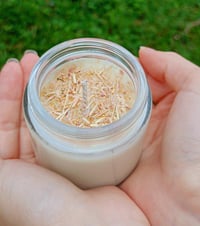 EcoLight Candles Series: Lemongrass-scented candle 