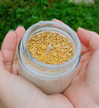 EcoLight Candles Series: Lemon-scented candle 