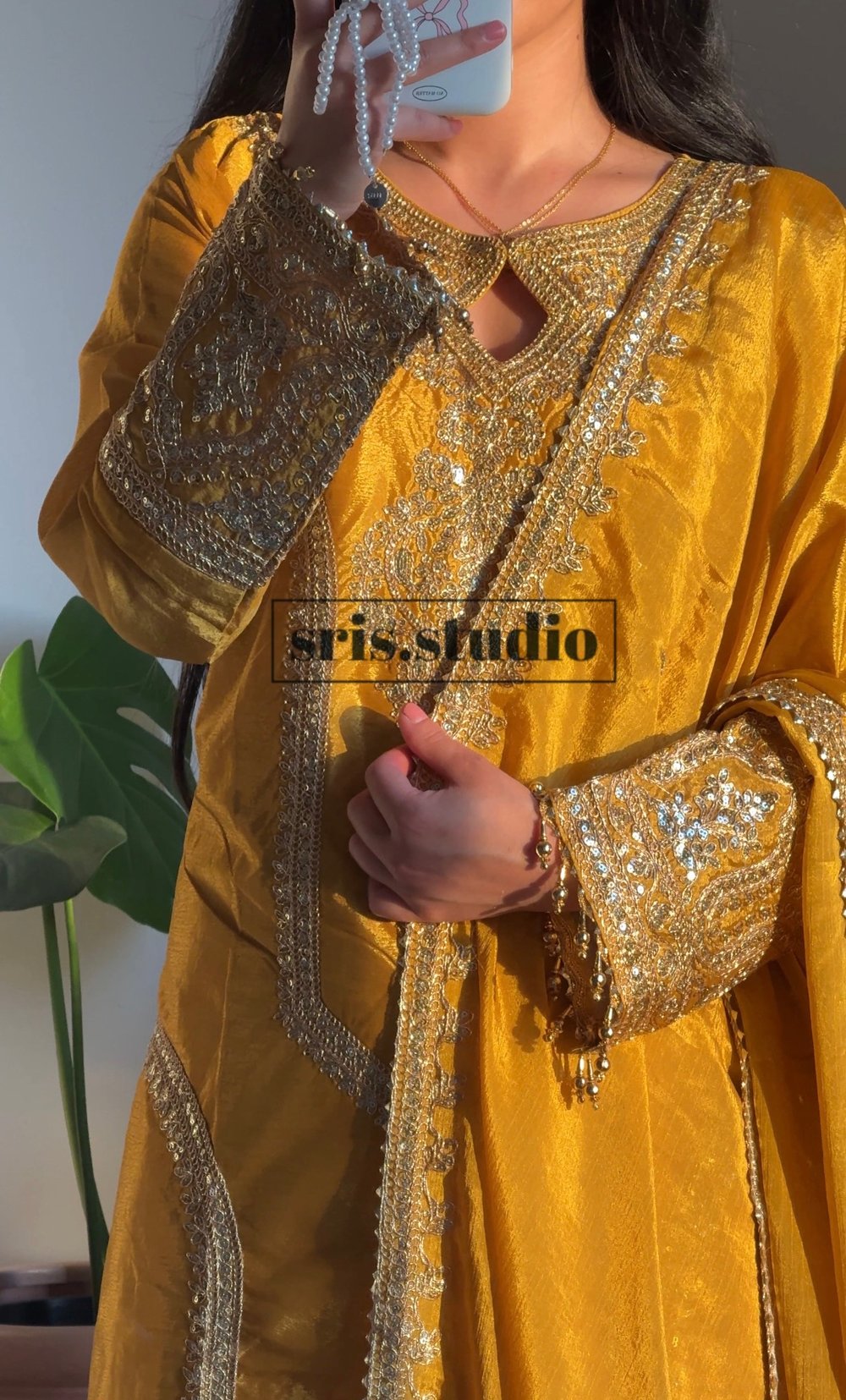 Image of Golden three piece set 