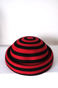 Image 3 of Skull Cap - Red/Black stripe 