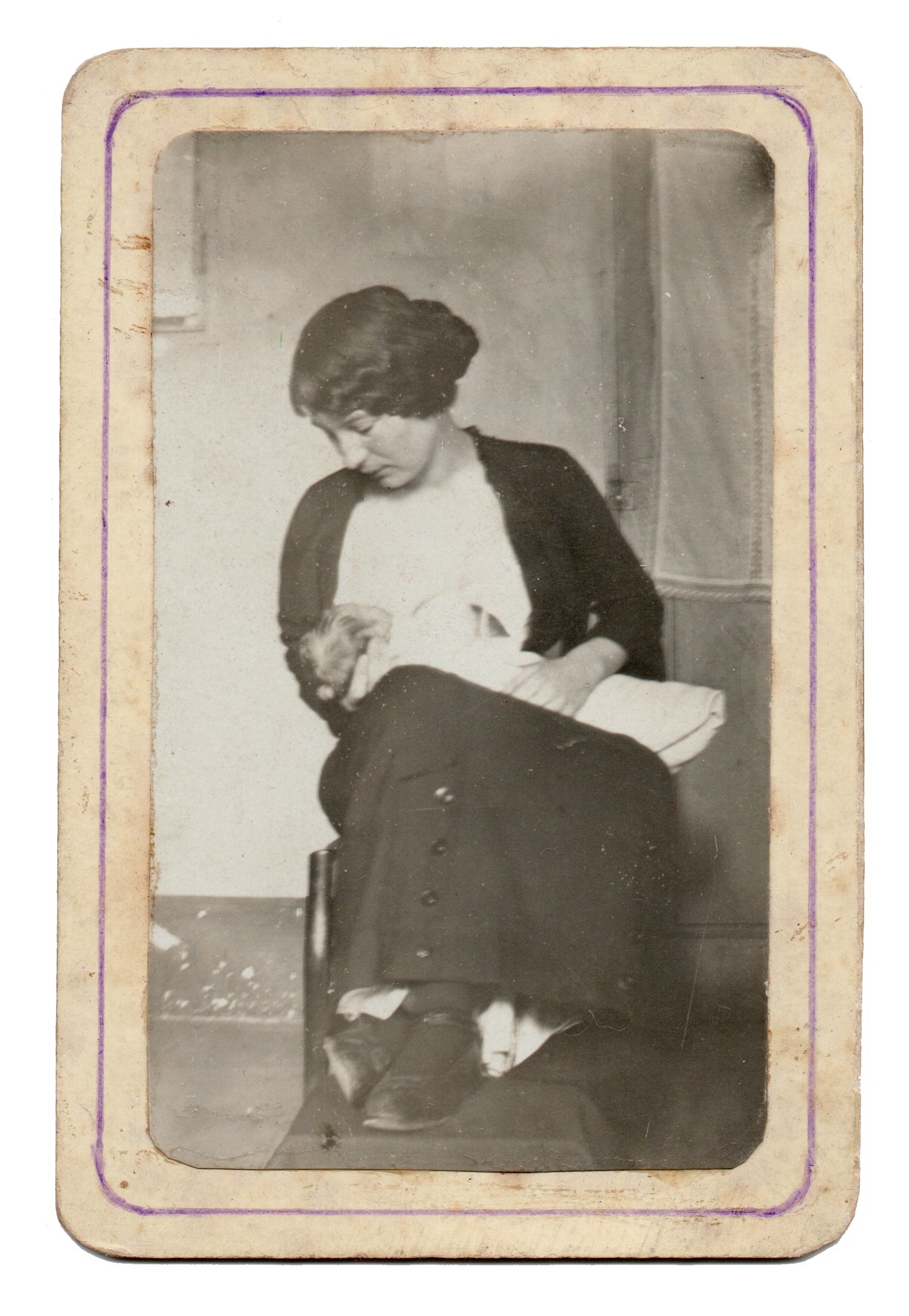 Image of Anonyme: breastfeeding, France ca. 1900