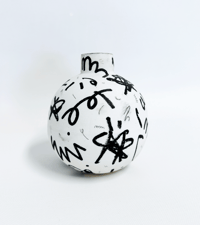 Image 2 of Mistakes are beautiful - Round vase