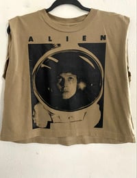 Image 2 of Alien muscle tee