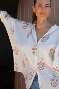 Image 3 of Khadi Open Top Canyon Flower