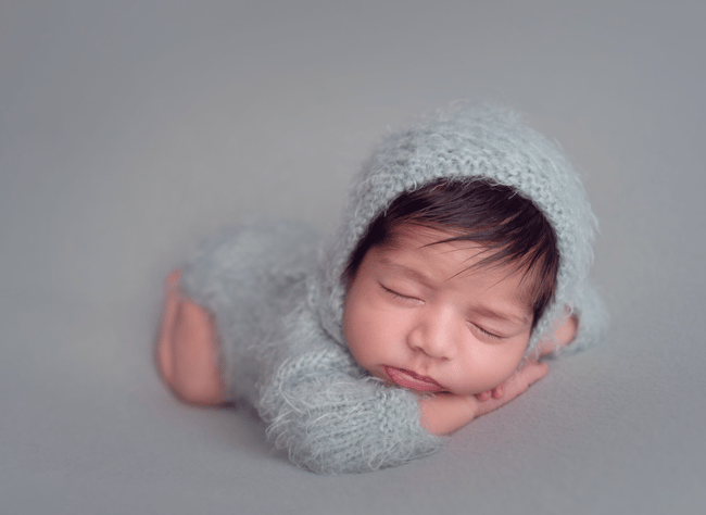 Newborn - Premium (Posed + Swaddled)