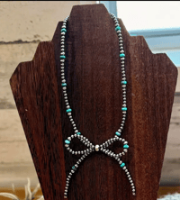 Bow necklace 