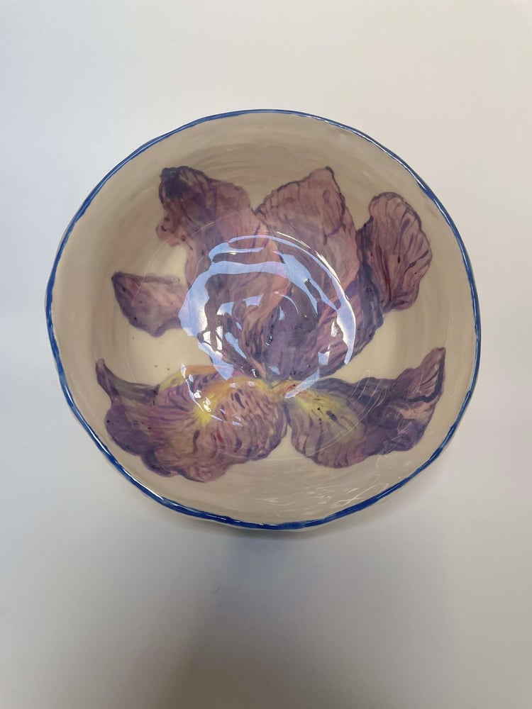 Image of iris flower bowl 