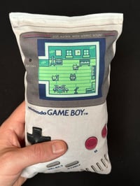 Image 3 of CMH4HH - Gameboy Catnip Kicker