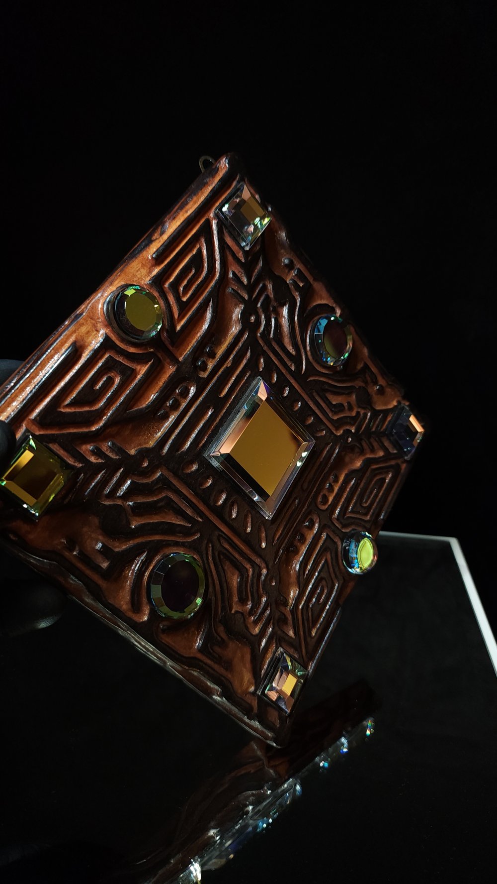 Image of  'Mirror Maze' wall carving 