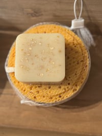 Image 1 of Oatmeal, Milk and Honey Bar