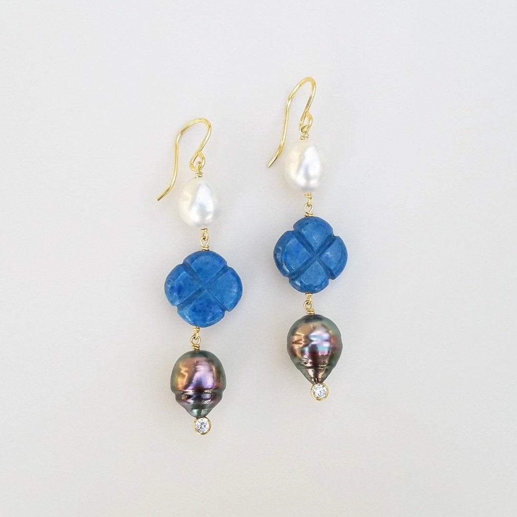Clover Pearl Earrings 