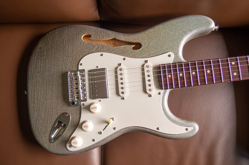 Thinline ST Relic Holographic Silver Sparkle