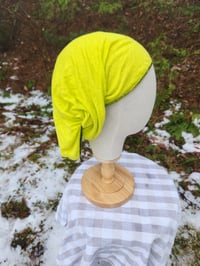 Image 2 of Linen Stretchy Wrap in Lemon Lime