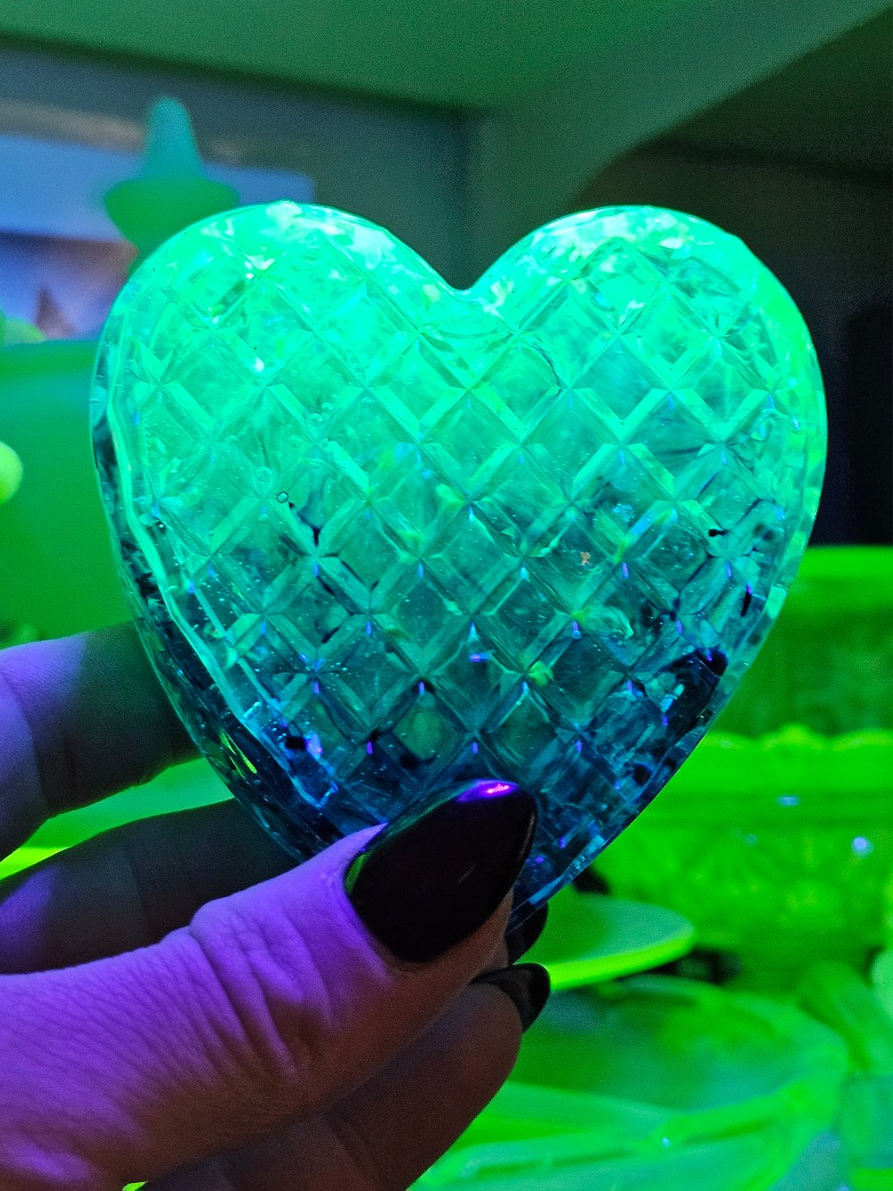 Image of Neon Green/ Turquoise Ombre Heart Box