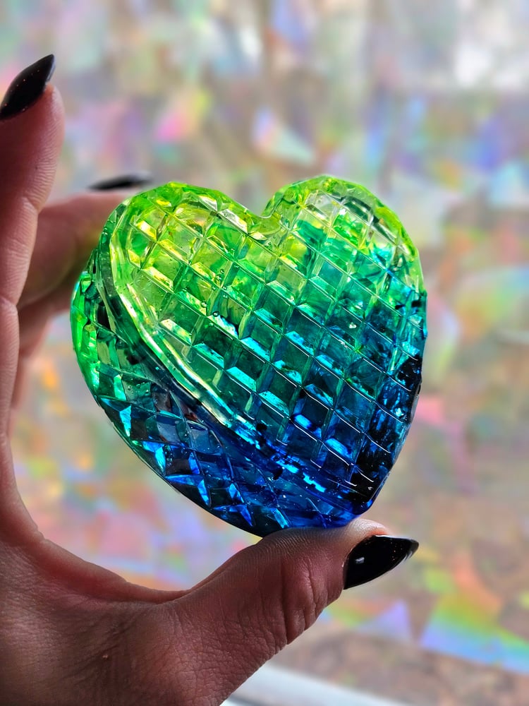 Image of Neon Green/ Turquoise Ombre Heart Box
