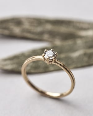 Image of 18ct Yellow Gold, Brilliant cut grey diamond ring (LON241)