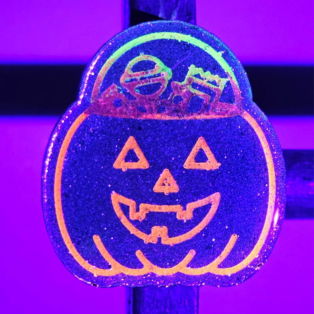 Image of Trick or Treat Pail Magnets: Style 1
