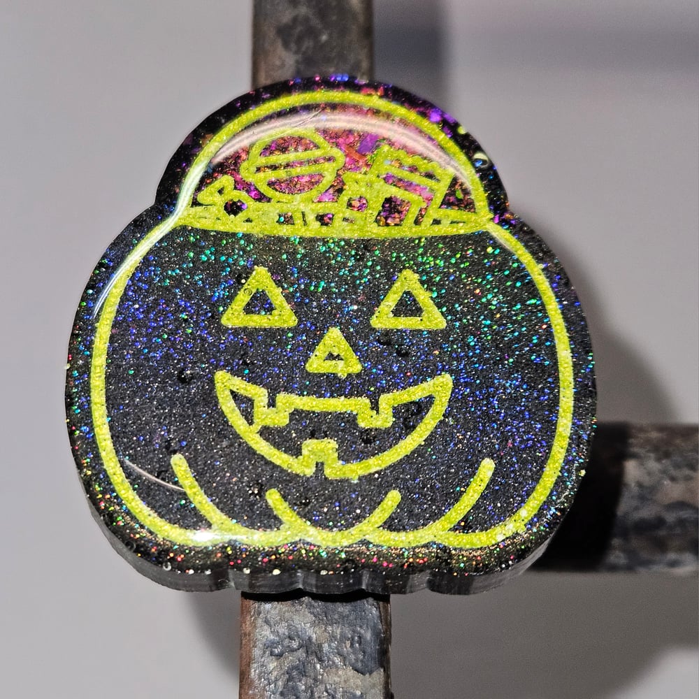 Image of Trick or Treat Pail Magnets: Style 3