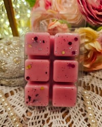 Image 6 of Rosewater & Cedar - A Rockytop Wax Works exclusive houseblend fragrance 