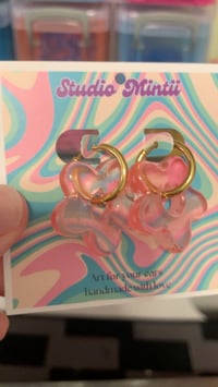 Image 3 of Small Pop!Resin Flower Hoops
