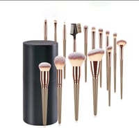 Image 1 of "Luxury 15-Piece Makeup Brush Set with Sleek Storage Case - Perfect for Professionals and Beginners!