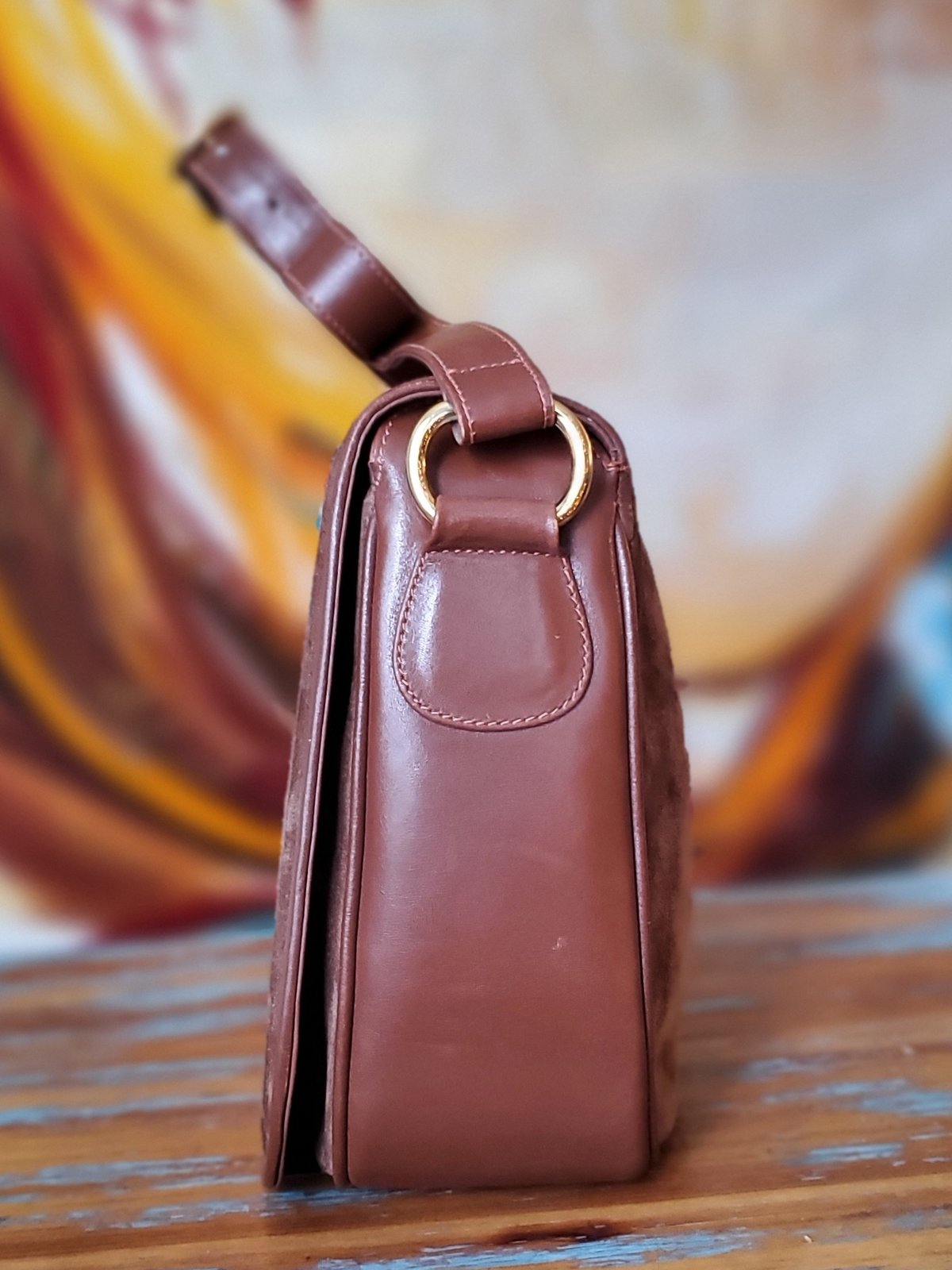 バッグ GUCCI Vintage Leather Shoulder Bag Brown VINTAGE GUCCI FINDS — Vtg. Gucci Brown Saddle Leather
