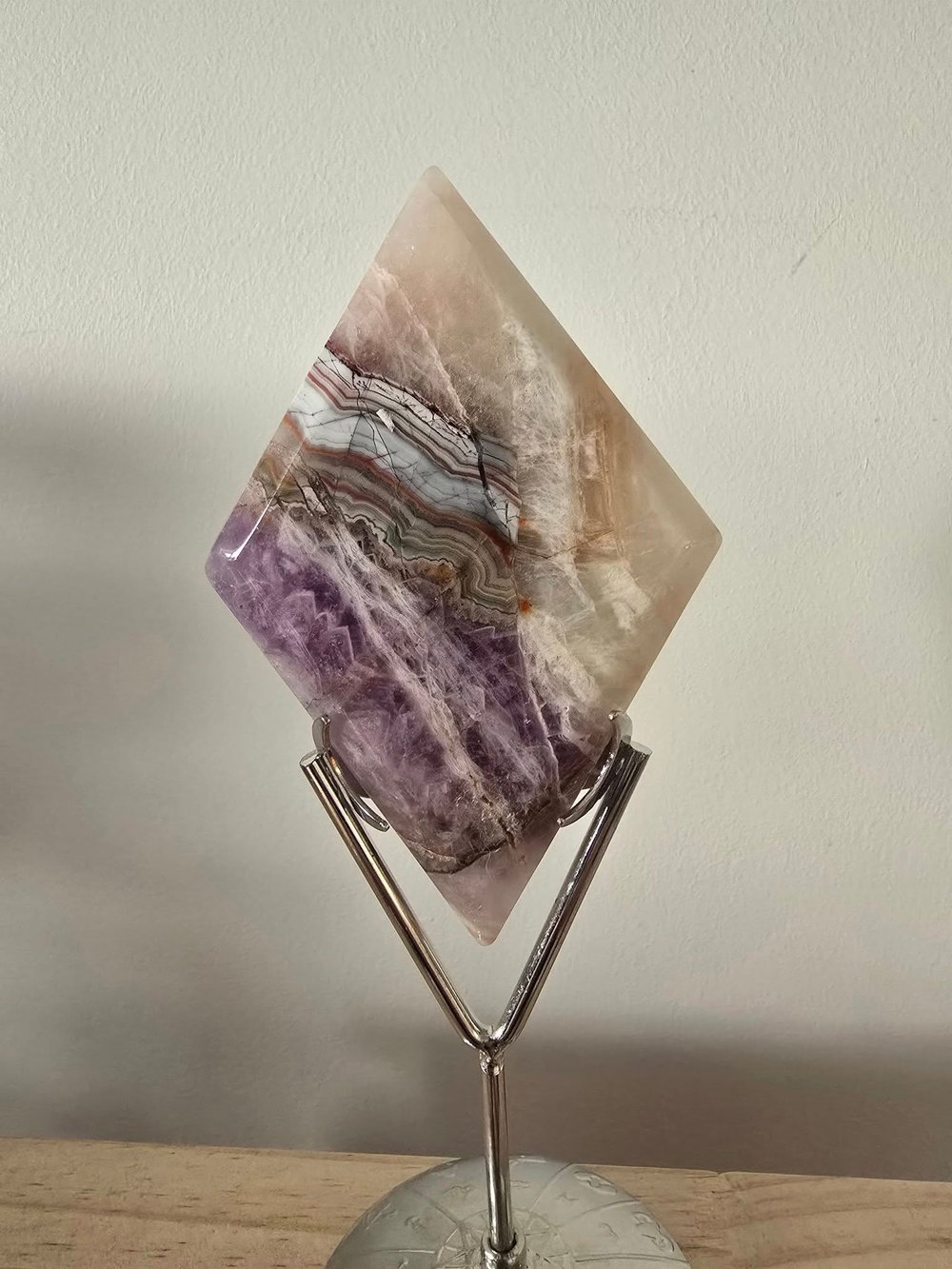 Image of Amethyst Agate Rhombus 166g