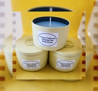 Image 4 of U'Nique Ocean Blue Candle 
