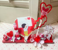 Love!! Fun Vintage Valentine's Day Decoration