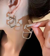 Image 2 of Classy V Earrings Silver