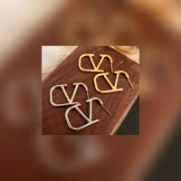 Image 3 of Classy V Earrings Silver