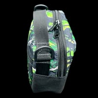 Image 4 of E-Bomb Toxic Camo