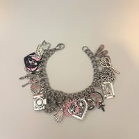 Full charm bracelet 🎀🩷💘