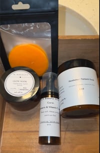 Turmeric & Kojic Acid “Exfoliating Glow Pads” 