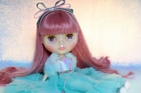 Image 3 of Peppermint and Spearmint Tea Blythe gown and fur stole