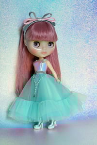 Image 4 of Peppermint and Spearmint Tea Blythe gown and fur stole