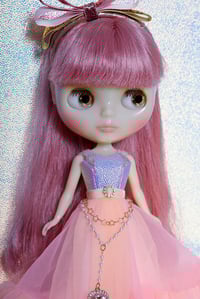 Image 3 of Strawberries and Cream Blythe gown and fur stole