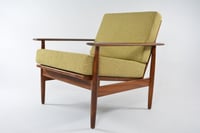 Image 4 of Fauteuils scandinaves jaune chiné