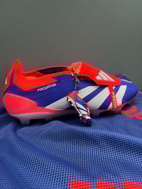 Image 3 of Predator Advancement Pack - Lucid Blue/Ftwr White/Solar Red