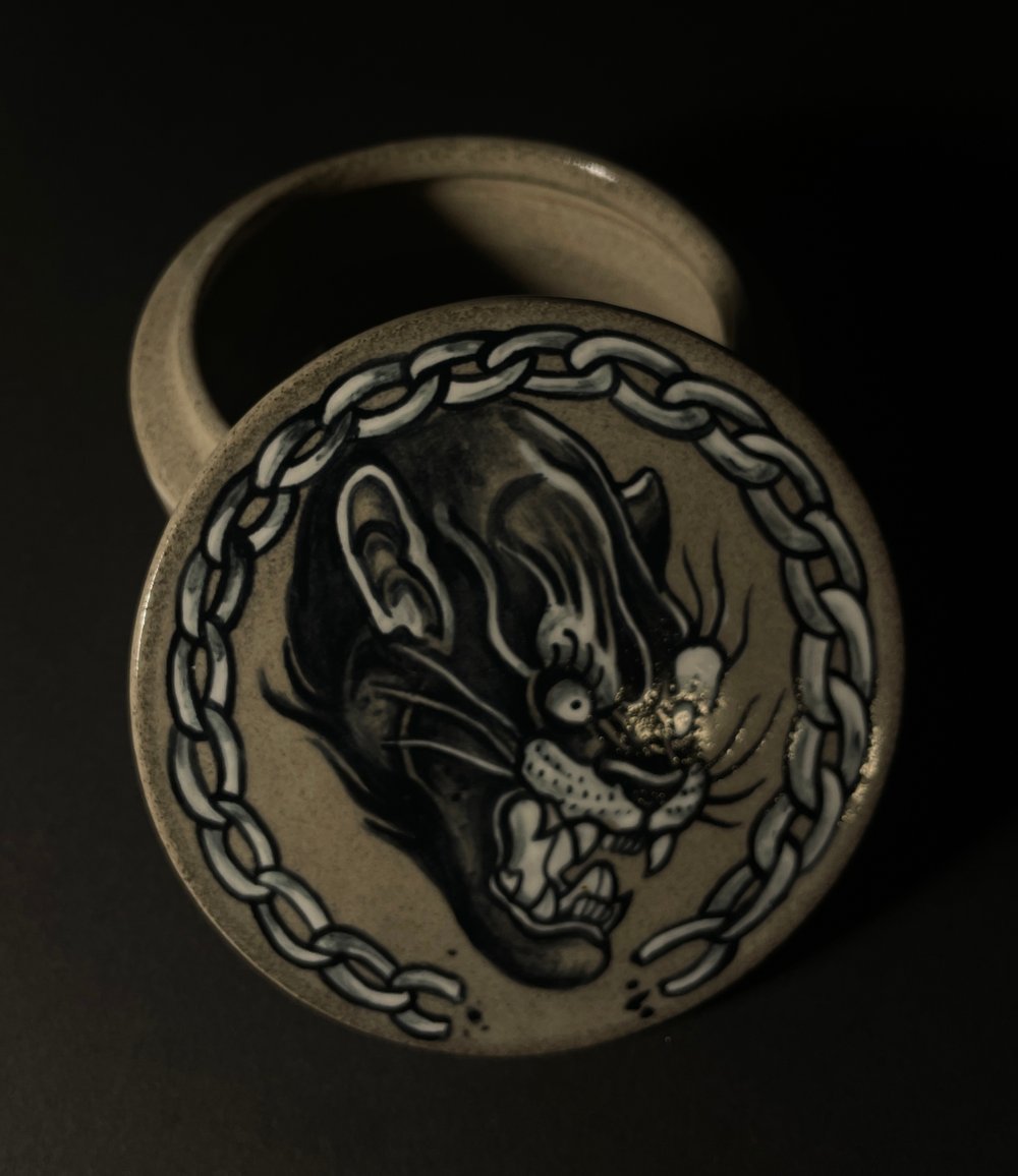 PANTER - grey lidded jar