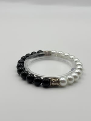Image of Half and Half White & Black Beads Bracelet